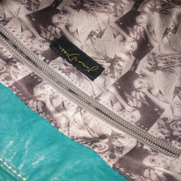 James Drake crossbody bag - Picture 3 of 6